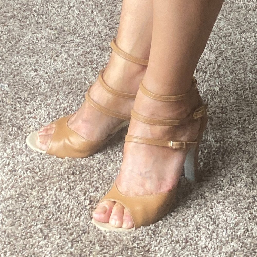 Elegance Shoe Co. Strappy Tan Leather Dance Shoes US6.5